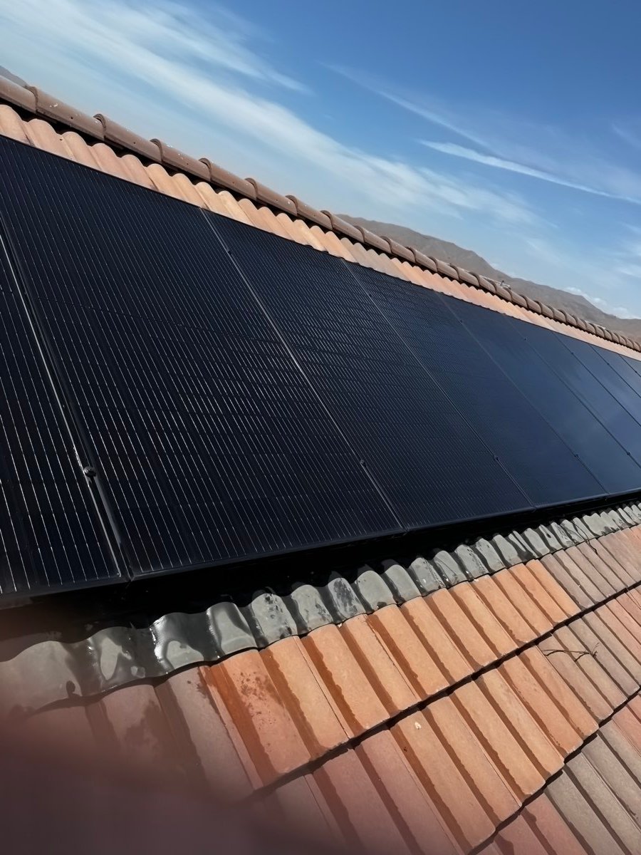 Residential solar panel array cleaned in Lake Elsinore